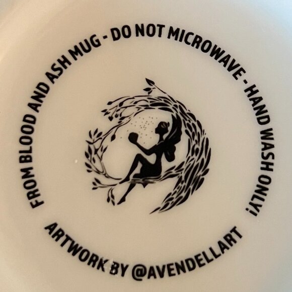 Fairyloot FROM BLOOD AND ASH  Mug ~ Artwork by Avendellart ~ Jennifer Armentrout - Picture 13 of 13